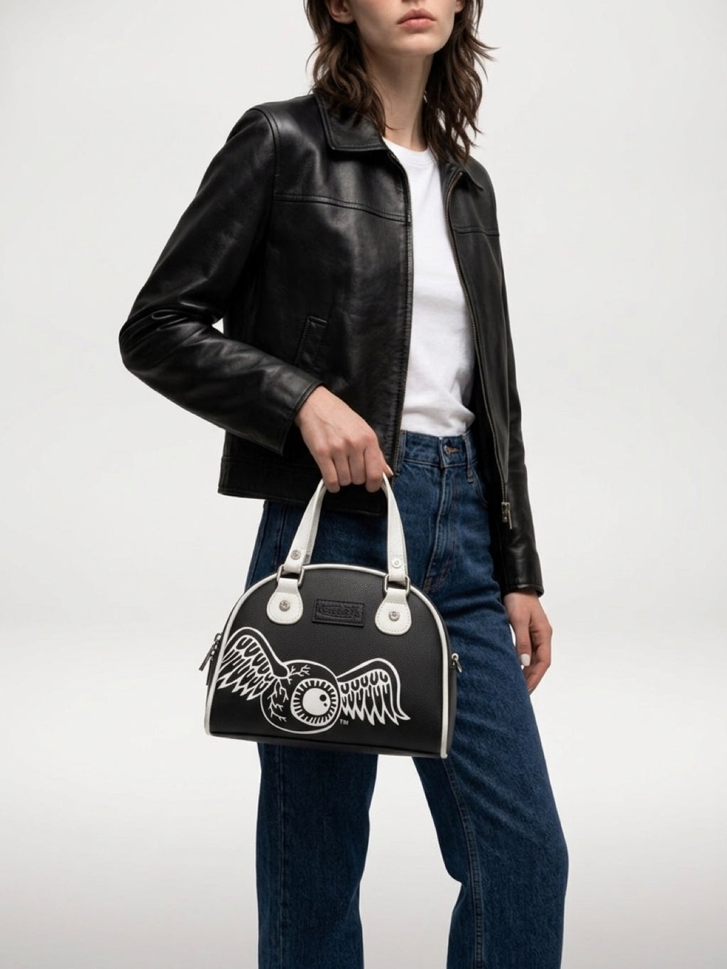 Cartera Von Dutch Classic Bowling – Black & White